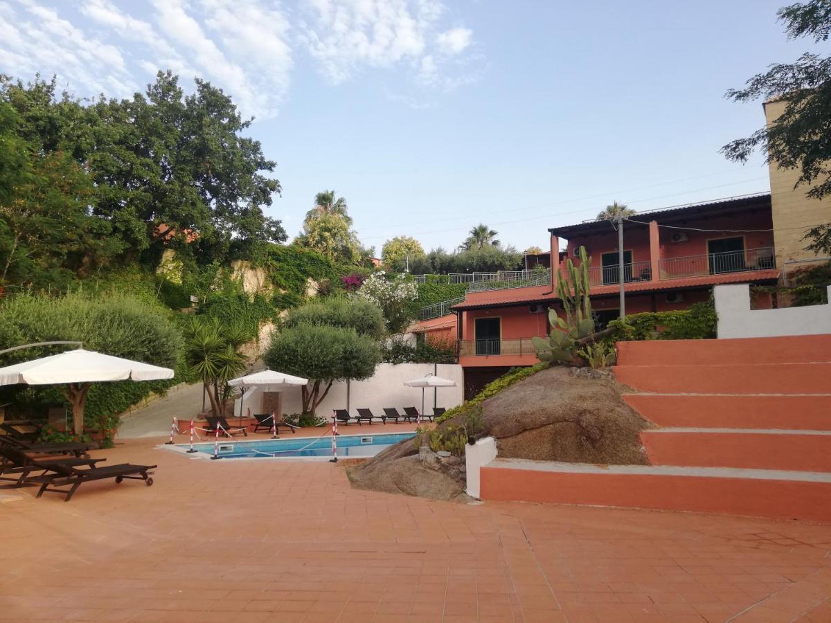 Residenza Mediterranea 잠브로네 외부 사진