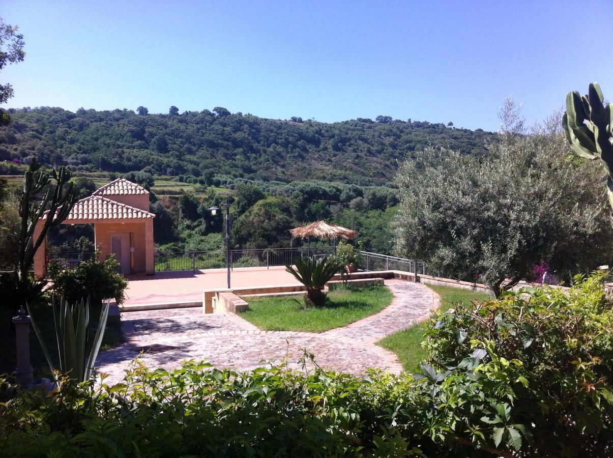Residenza Mediterranea 잠브로네 외부 사진