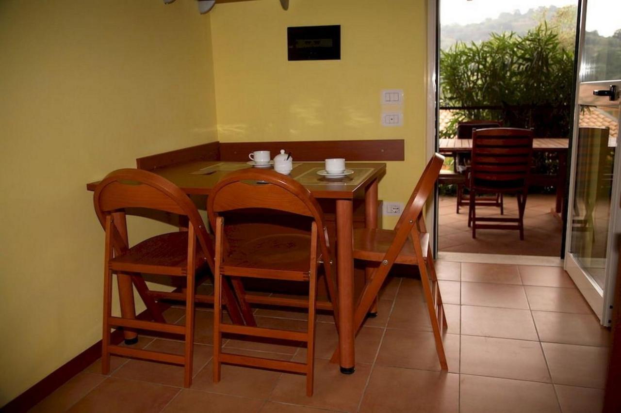 Residenza Mediterranea 잠브로네 외부 사진